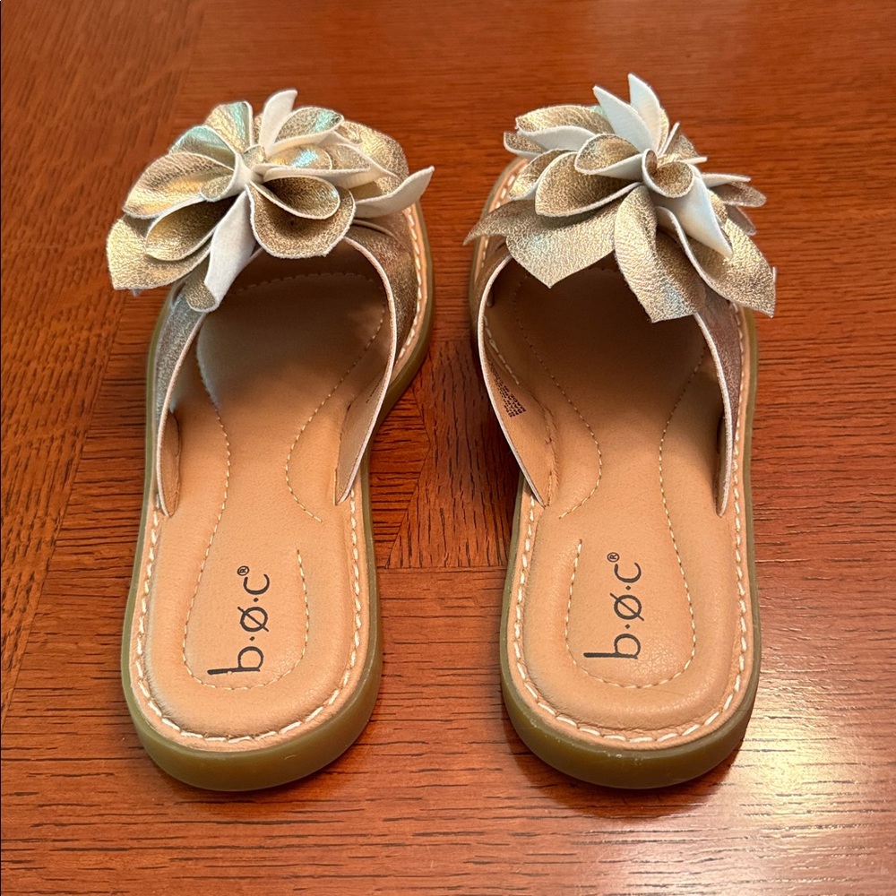 B.O.C. Kasia Champagne Slide Sandals - Picture 5 of 12